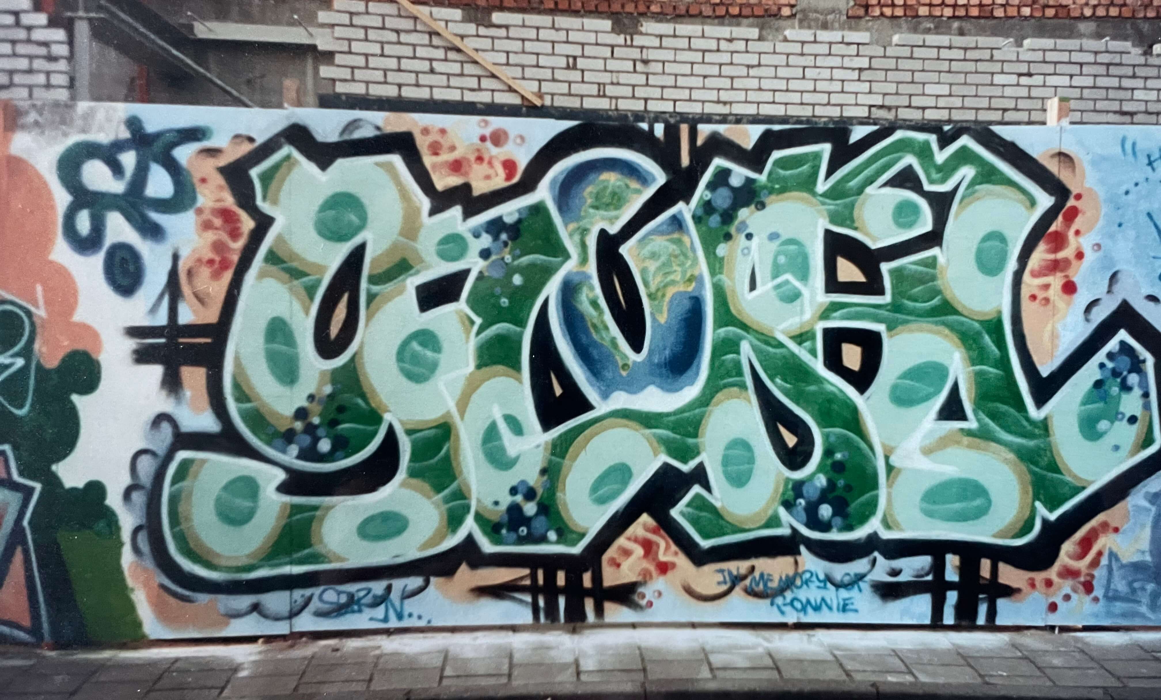 Global Theron graffiti Oosterhout