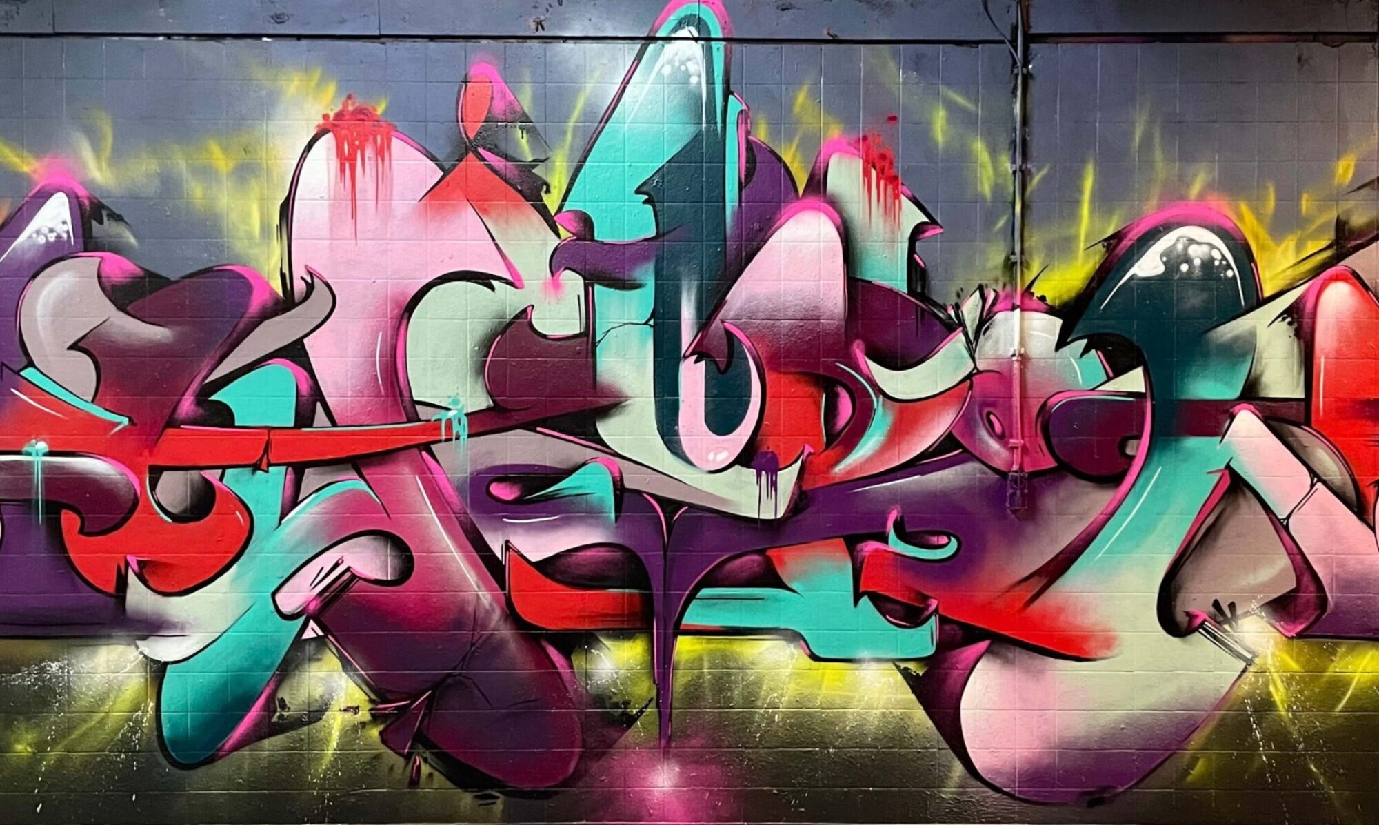 Theron with Sehr painting at the loods Roosendaal